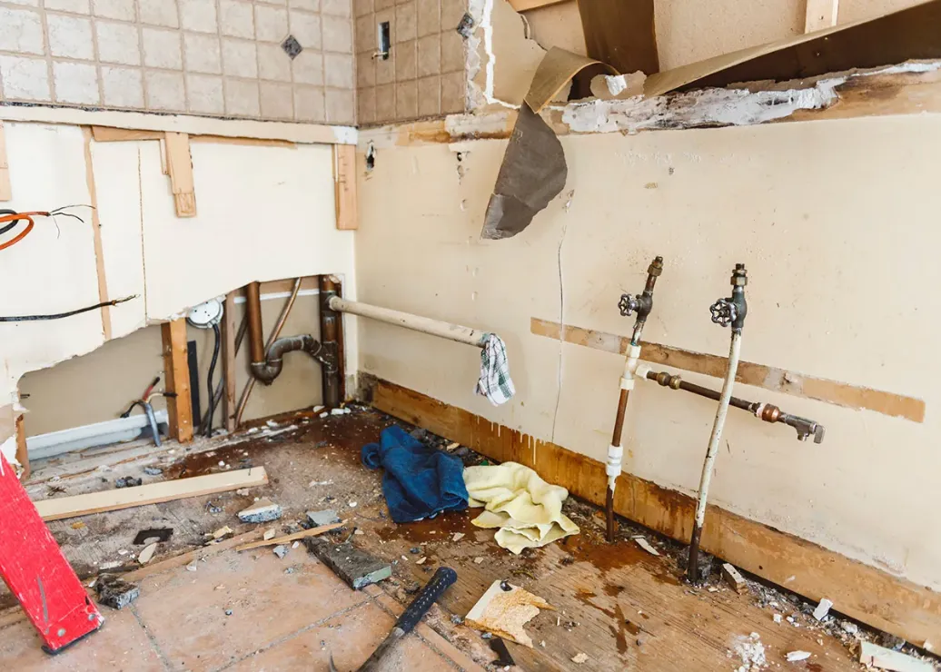 Certified water damage restoration in Taos, NM by ServiceMaster Restoration by Sinergia Enterprises - Taos
