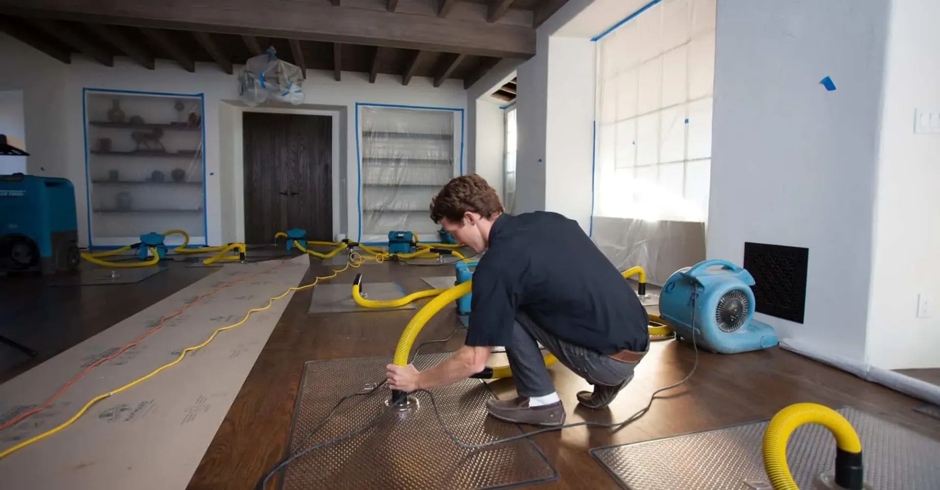 24/7 mold remediation service in Taos, NM - ServiceMaster Restoration by Sinergia Enterprises - Taos